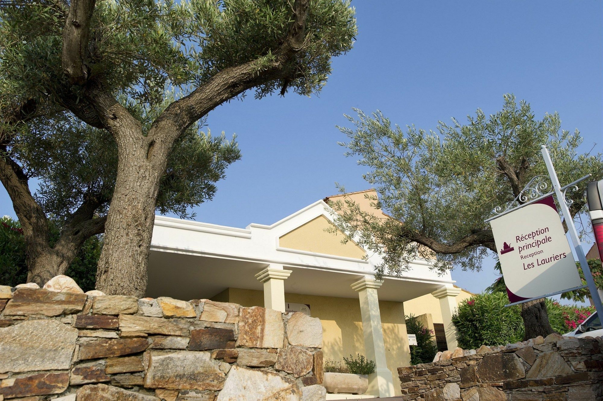 Residence Pierre & Vacances Les Terrasses Des Issambres Les Issambres Esterno foto